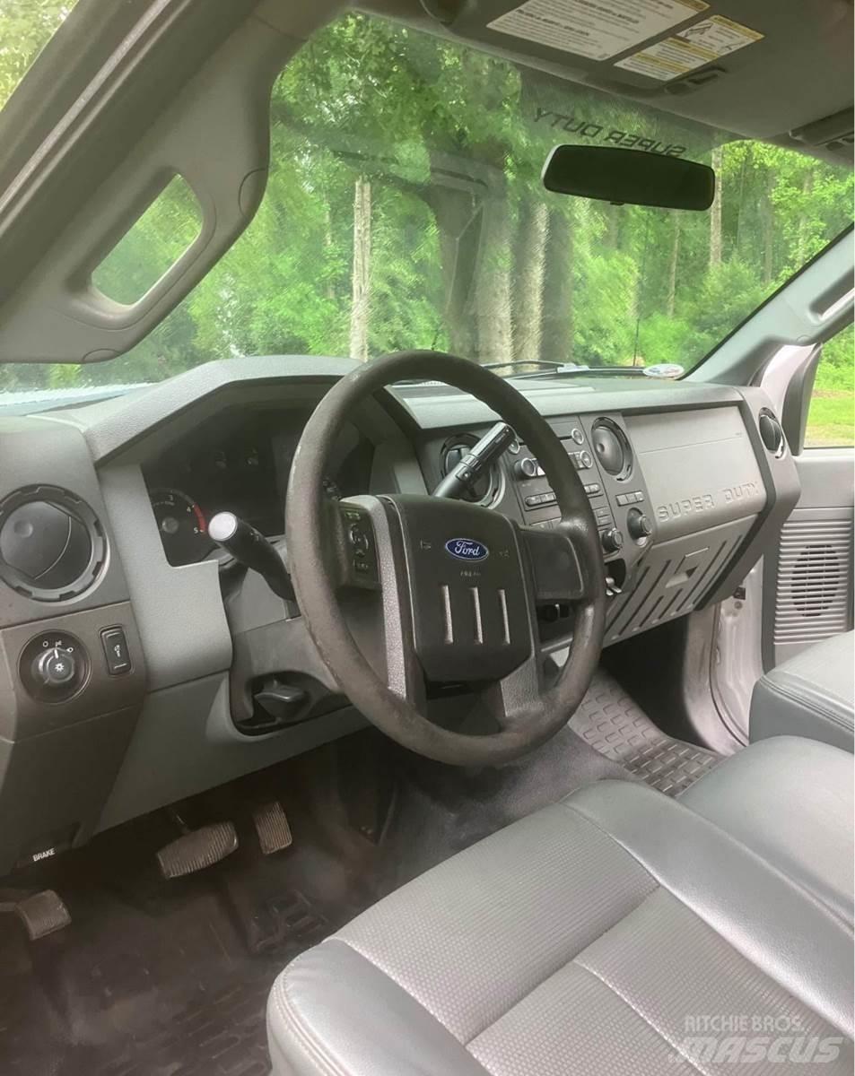 Ford F-550 Tipper trucks