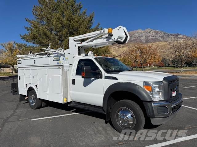 Ford F-550 Truck mounted platforms