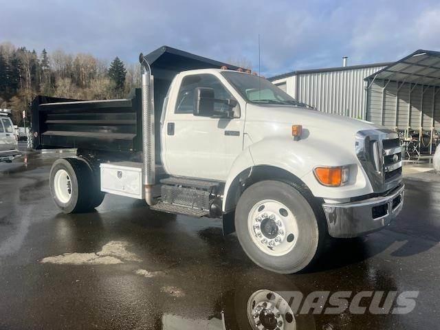 Ford F-650 Chassis Cab trucks