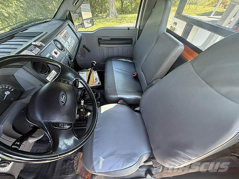 Ford F-750 Truck mounted platforms