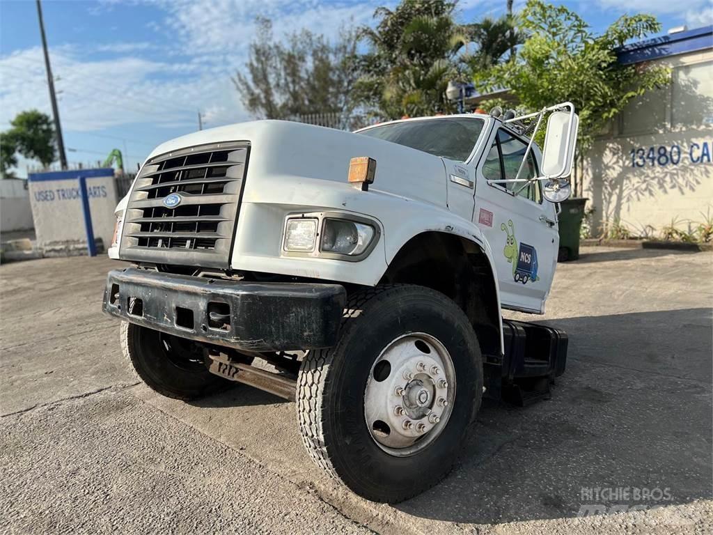Ford F-800 Other components