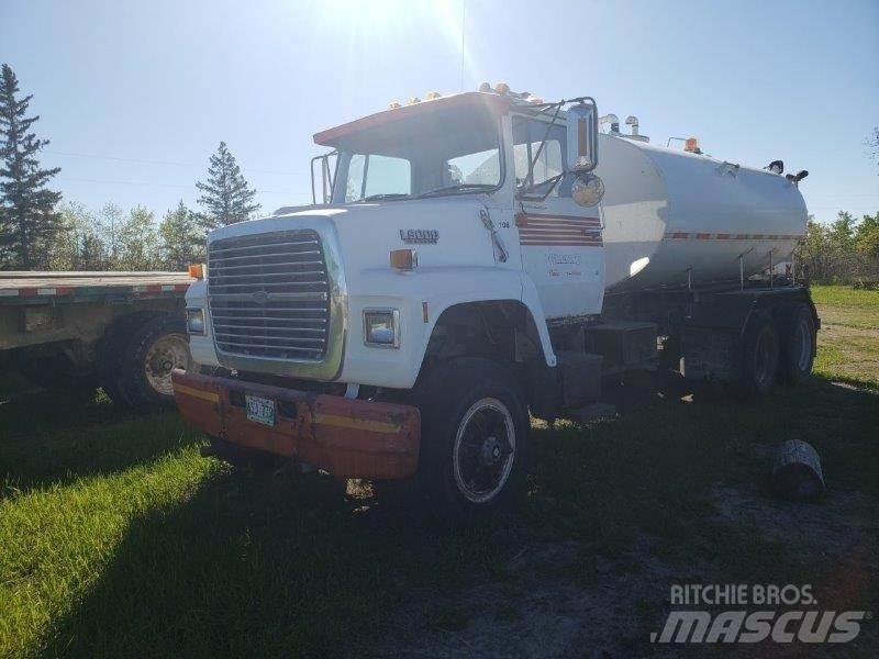 Ford L8000 Tanker trucks