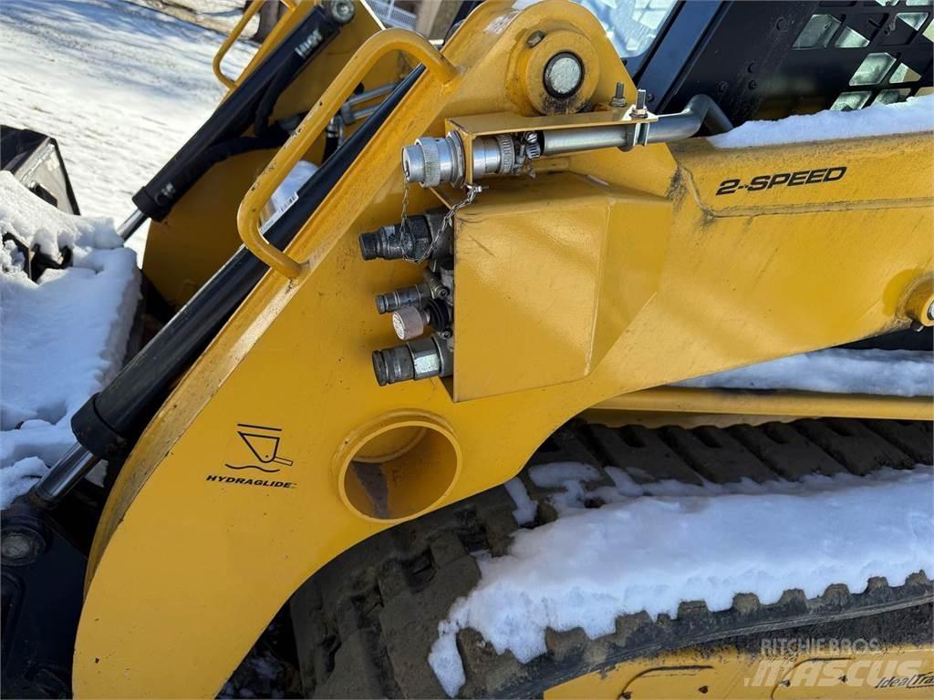 Gehl RT215 Skid steer loaders