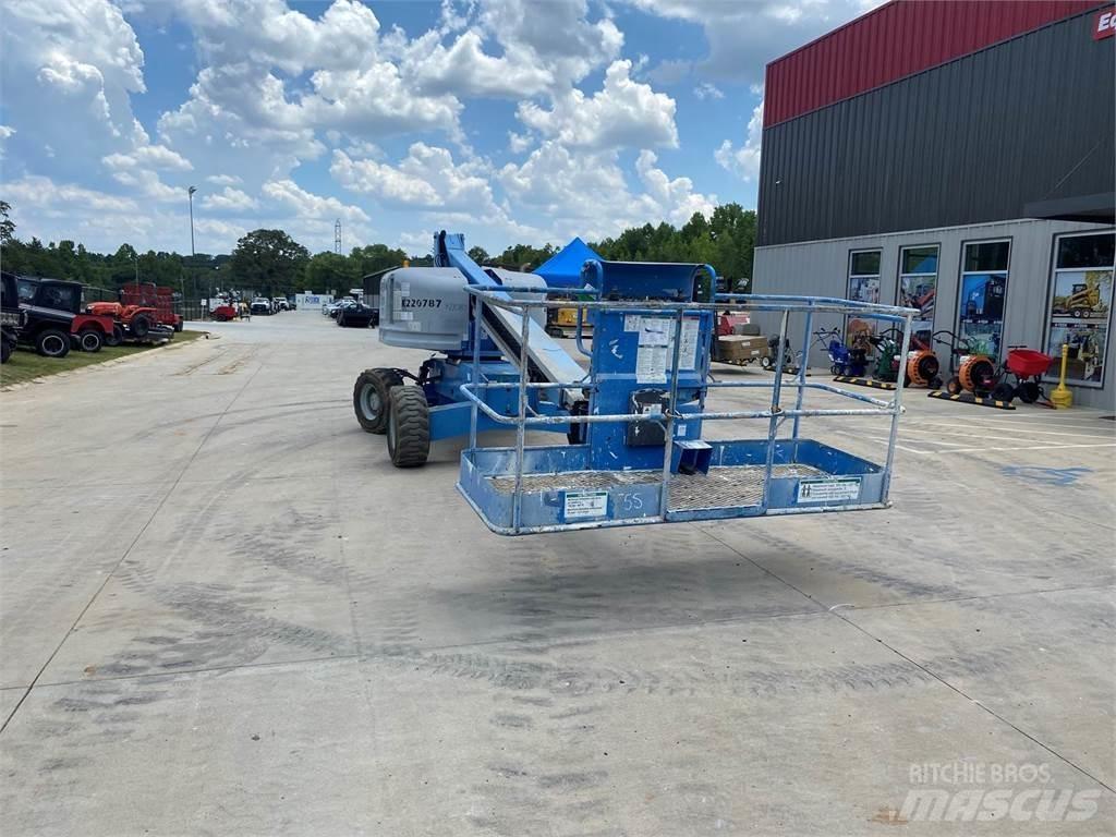 Genie S-40 Telescopic boom lifts