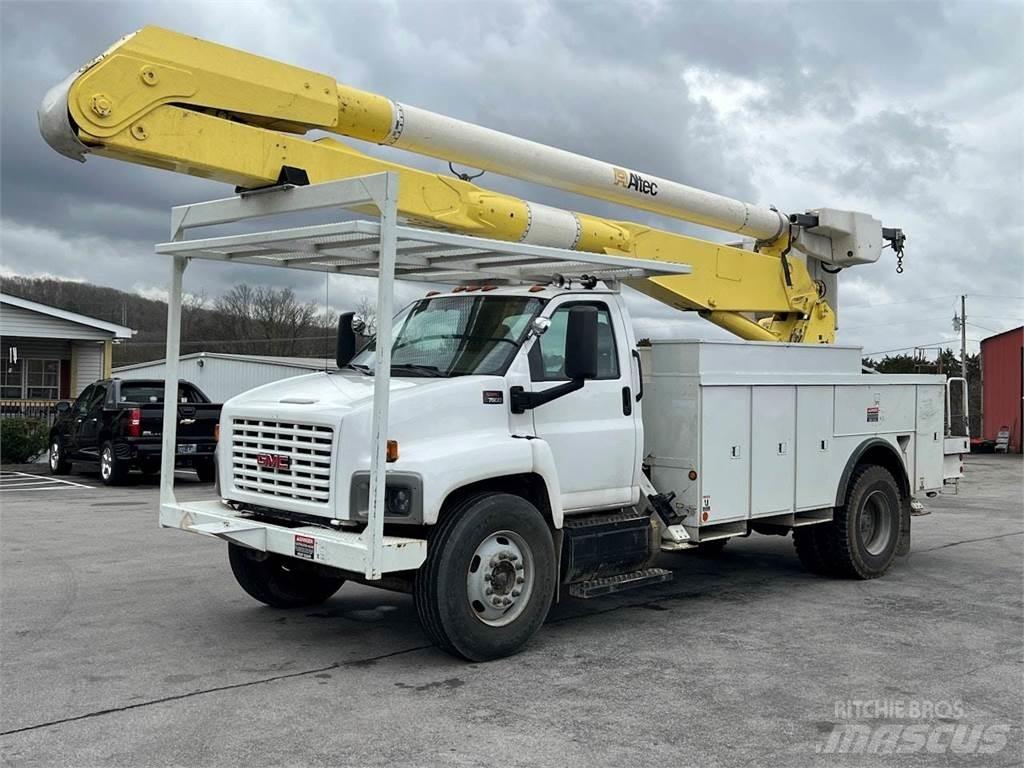 GMC 7500 Truck mounted platforms
