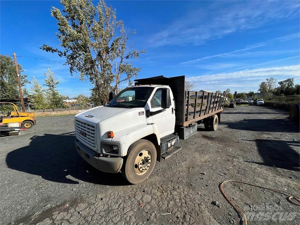 GMC C6500 Flatbed / Dropside trucks