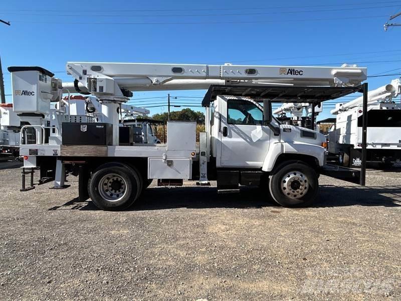 GMC C7500 Truck mounted platforms