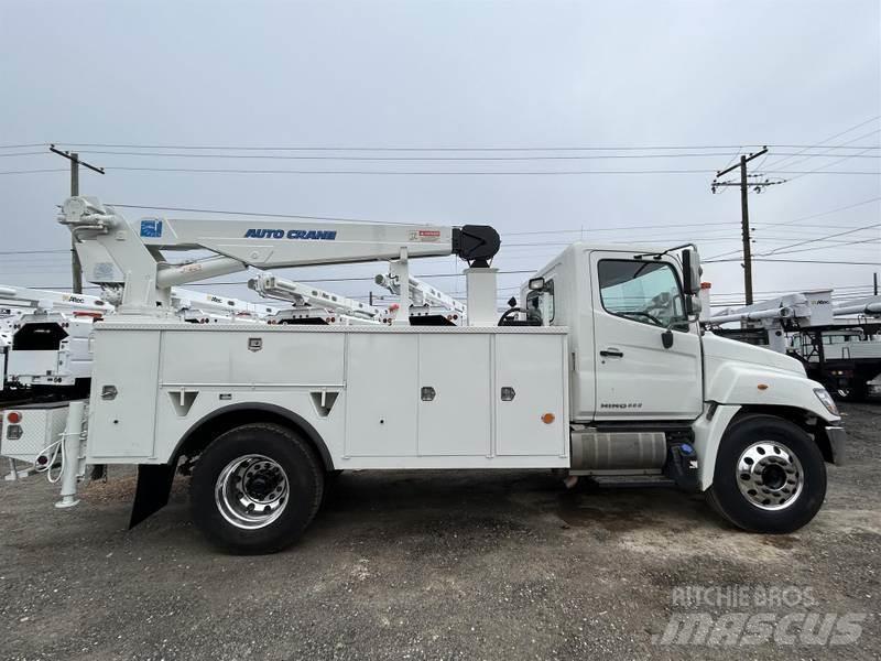 Hino 338 Municipal / general purpose vehicles