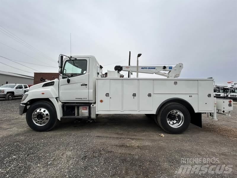 Hino 338 Municipal / general purpose vehicles