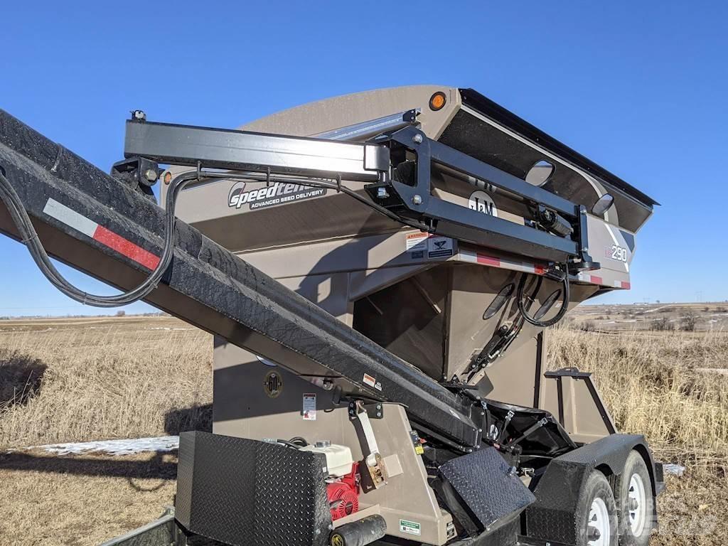 J&M LC290 Other sowing machines and accessories
