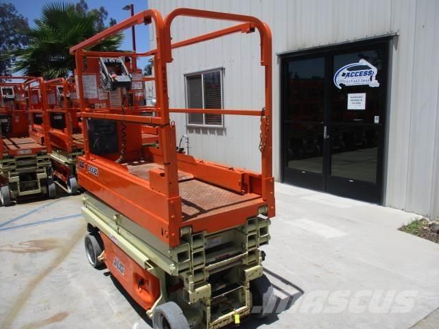 JLG 1930ES Scissor lifts