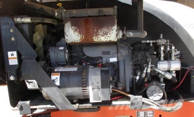 JLG 400S Telescopic boom lifts