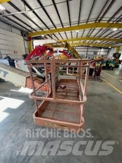 JLG 600S Telescopic boom lifts