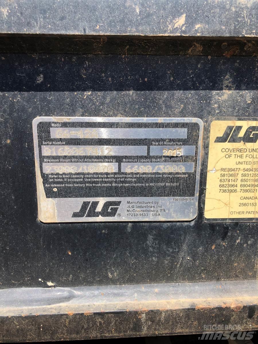 JLG G6-42A Telescopic boom lifts