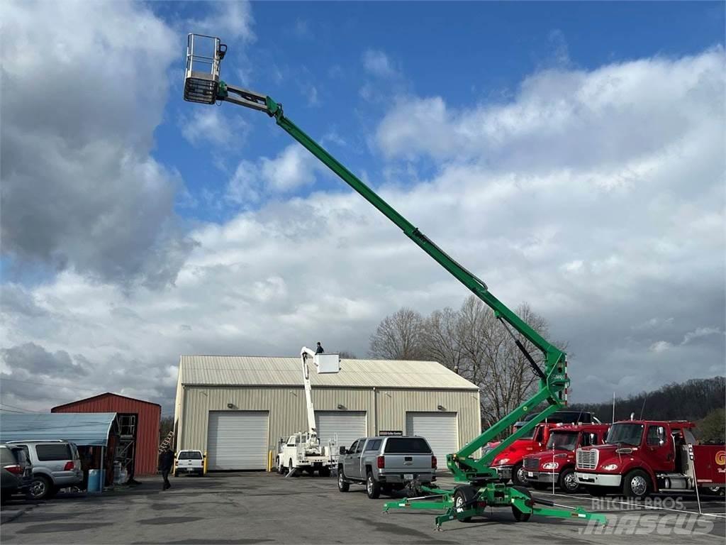 JLG T500J Trailer mounted platforms