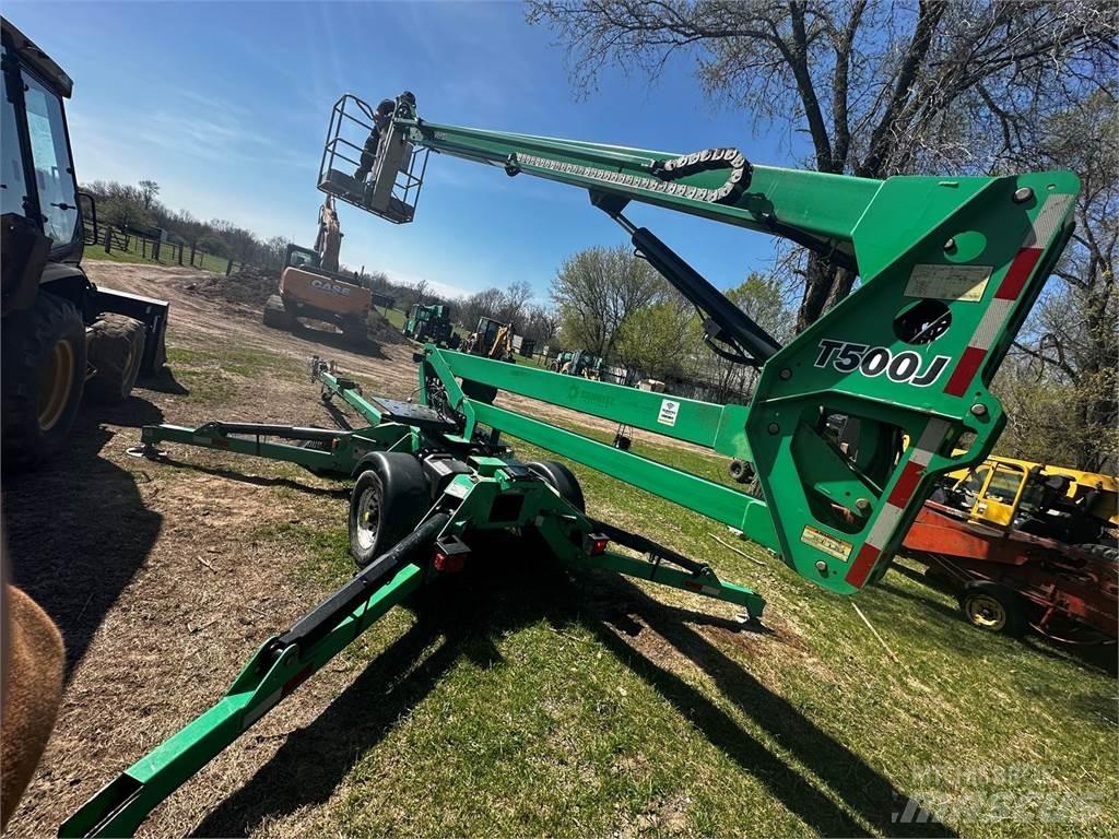 JLG T500J Trailer mounted platforms