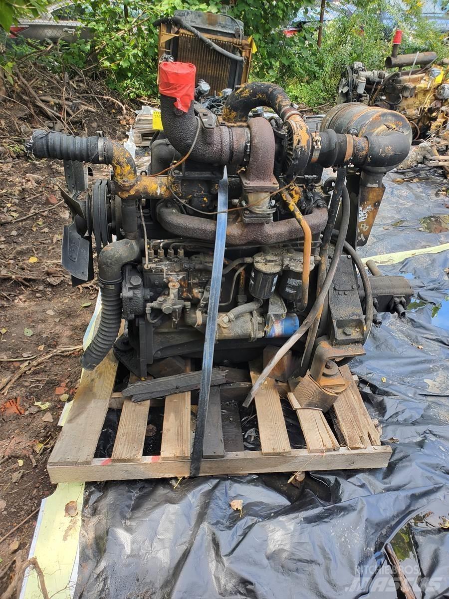 John Deere  Engines