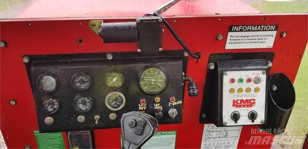 KMC 2500 Skidders