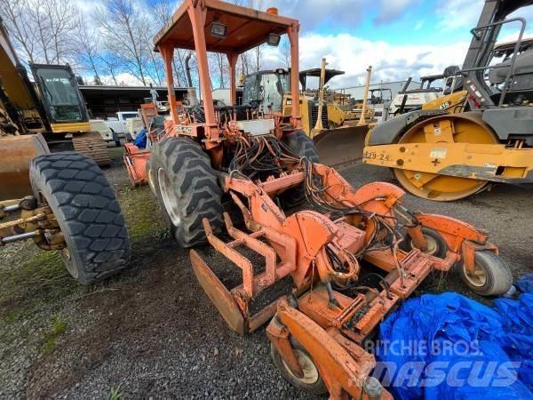 Layton 707 Graders