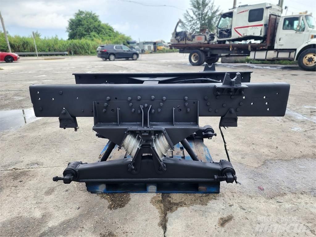 Mack  Chassis and suspension