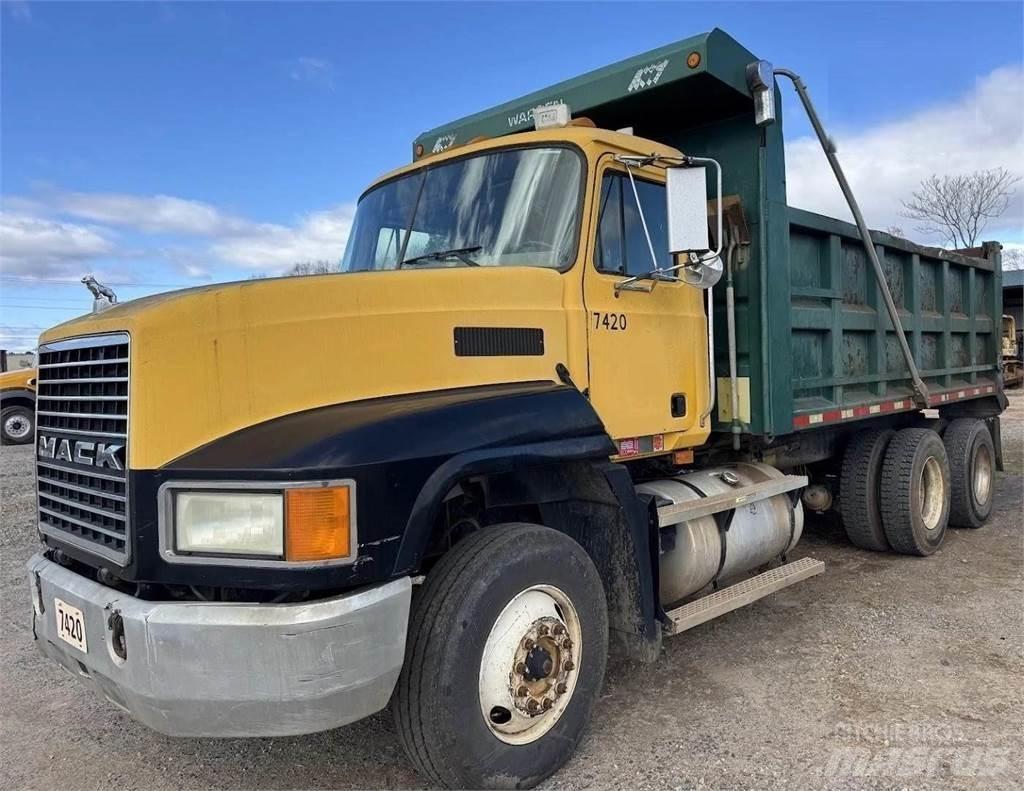 Mack CH613 Tipper trucks