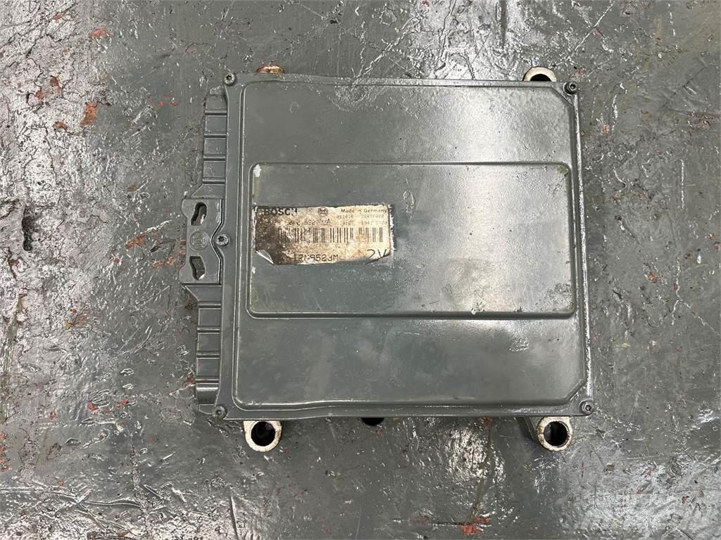 Mack E7 Electronics