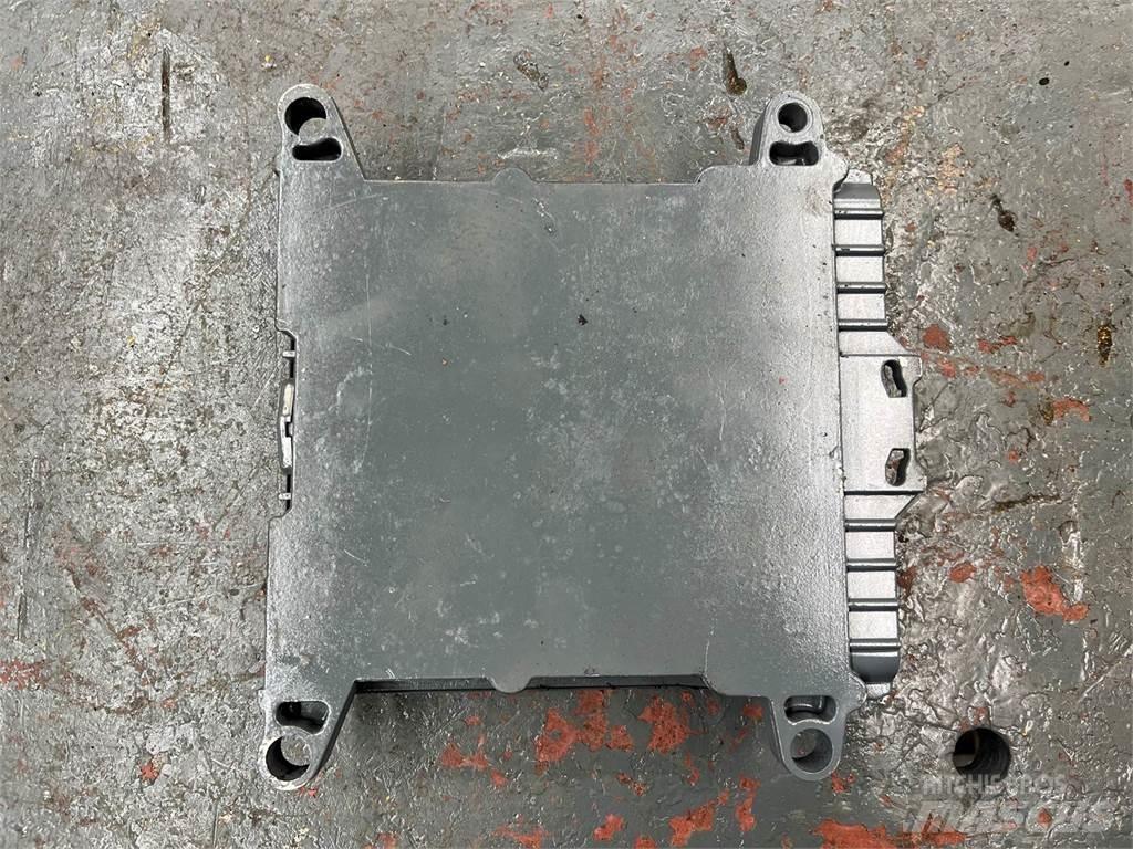 Mack E7 Electronics