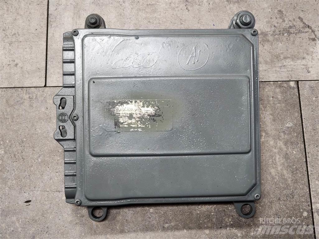 Mack E7 Electronics