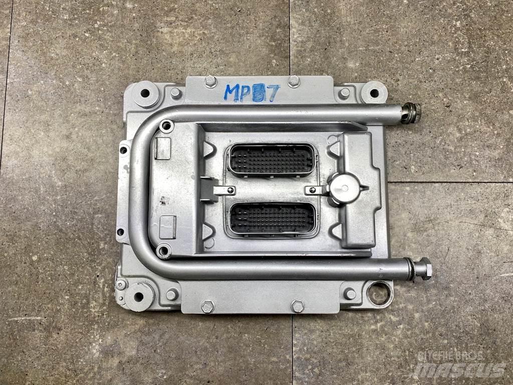 Mack MP7 Electronics