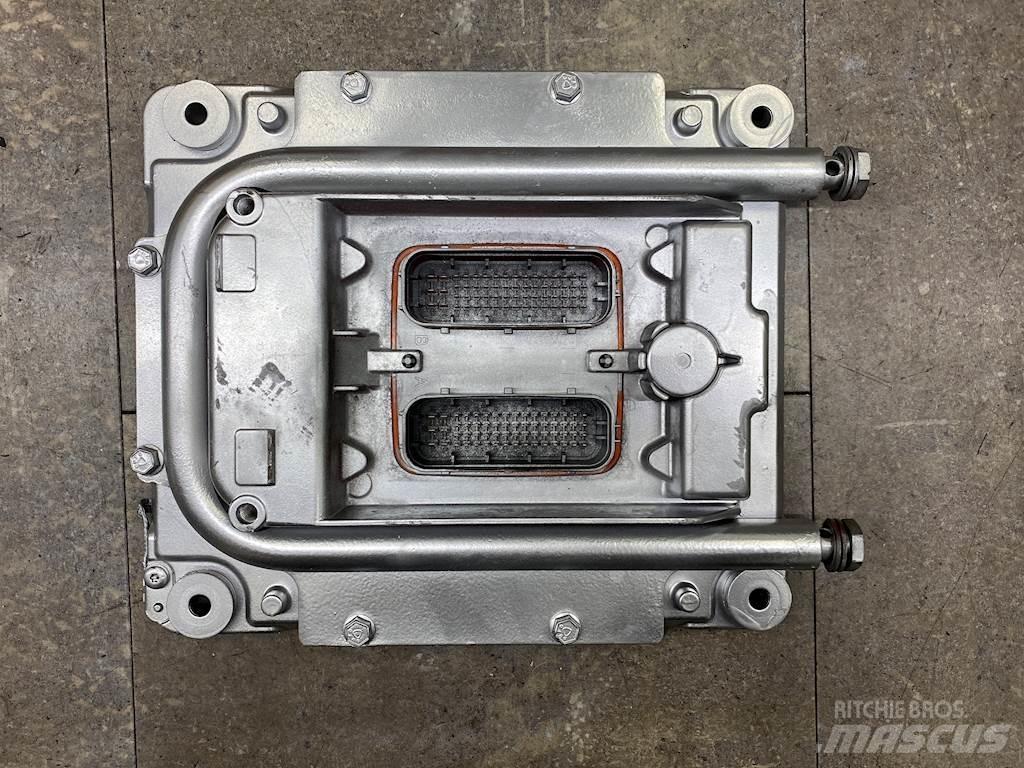 Mack MP7 Electronics