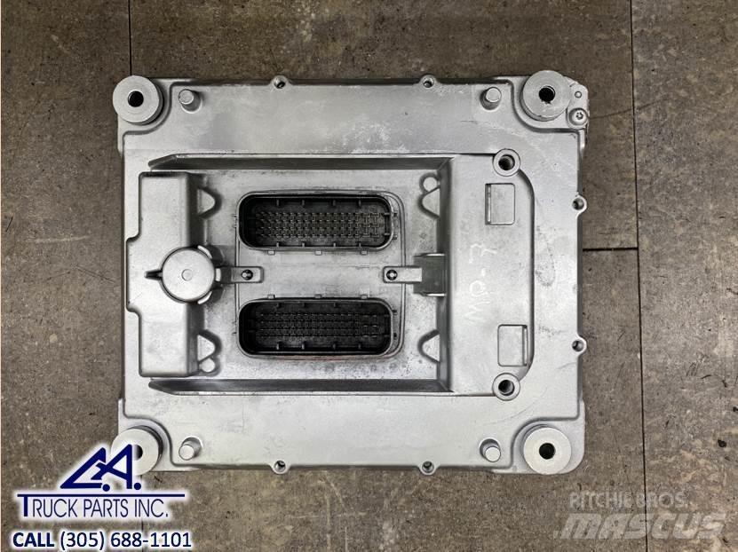 Mack MP7 Electronics