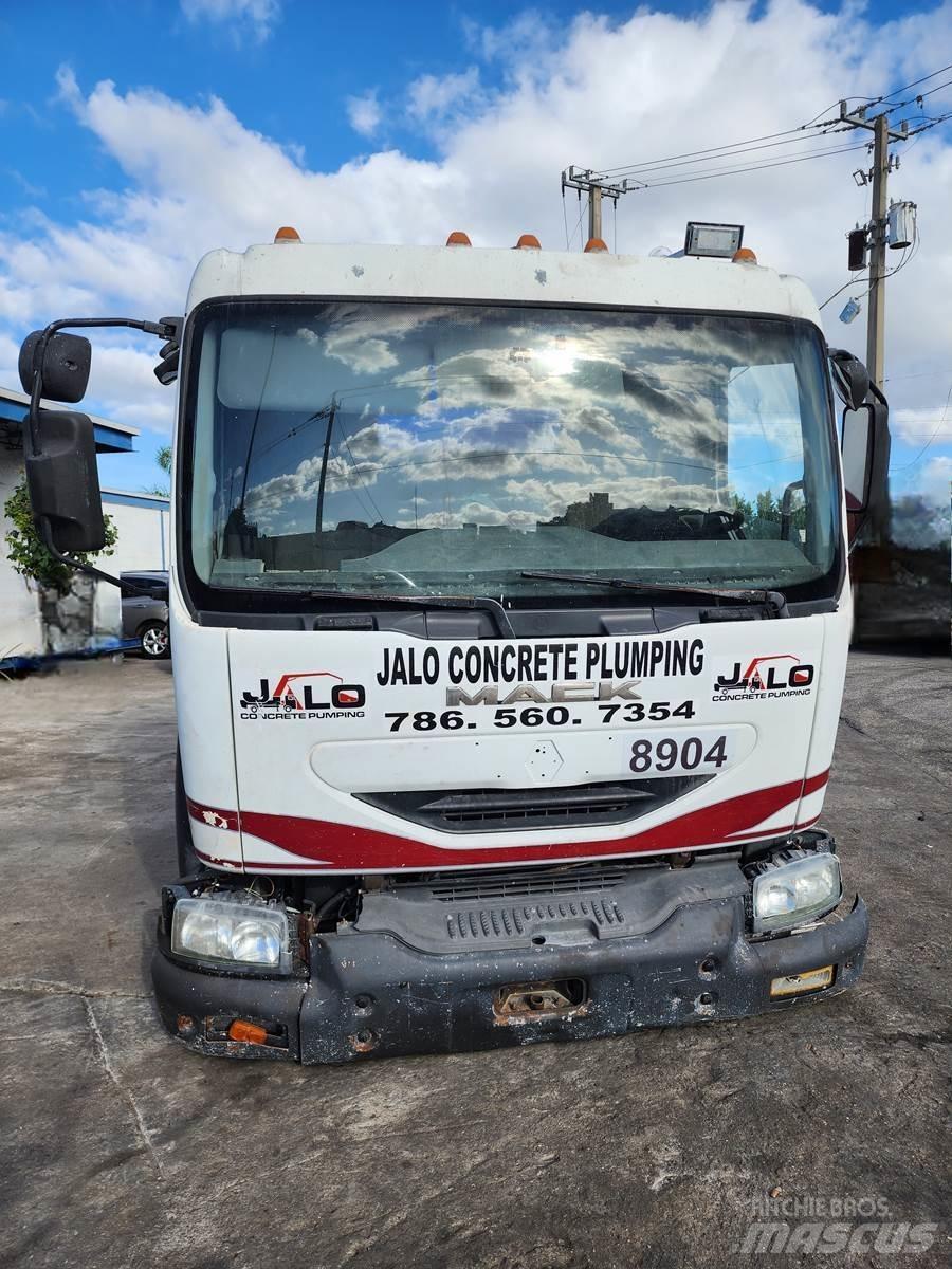 Mack MV322 Other components