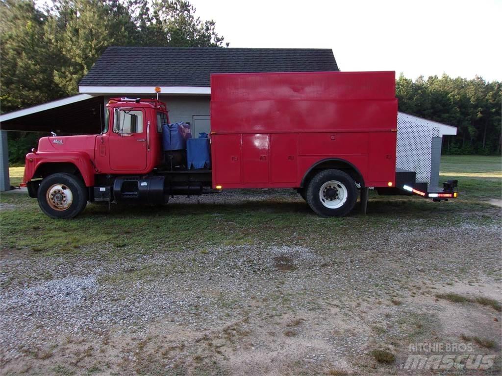 Mack Other Municipal / general purpose vehicles