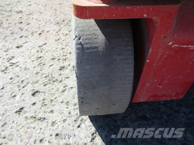 MEC 1330SE Scissor lifts