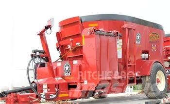Meyer F355 Feed mixer