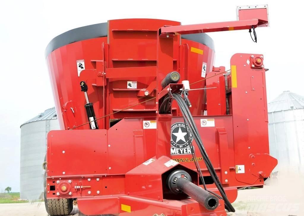 Meyer F355 Feed mixer