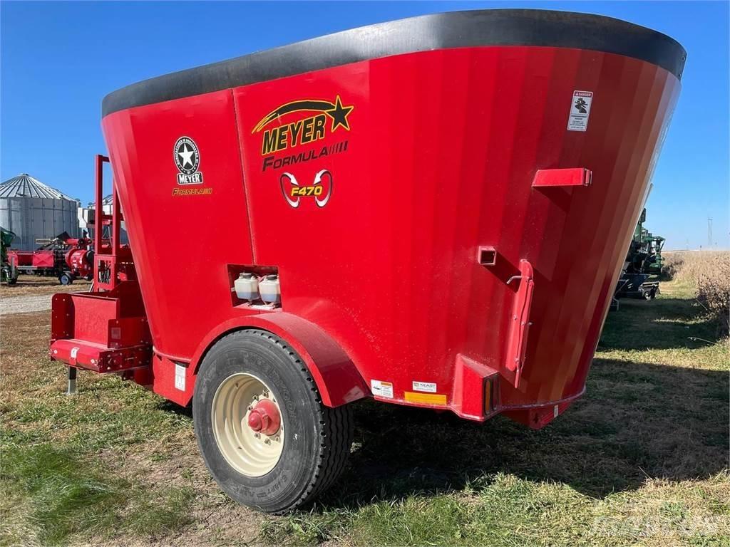 Meyer F470 Feed mixer