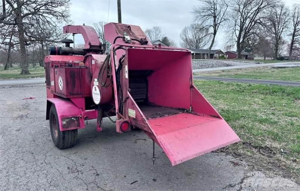 Morbark 17 Wood chippers