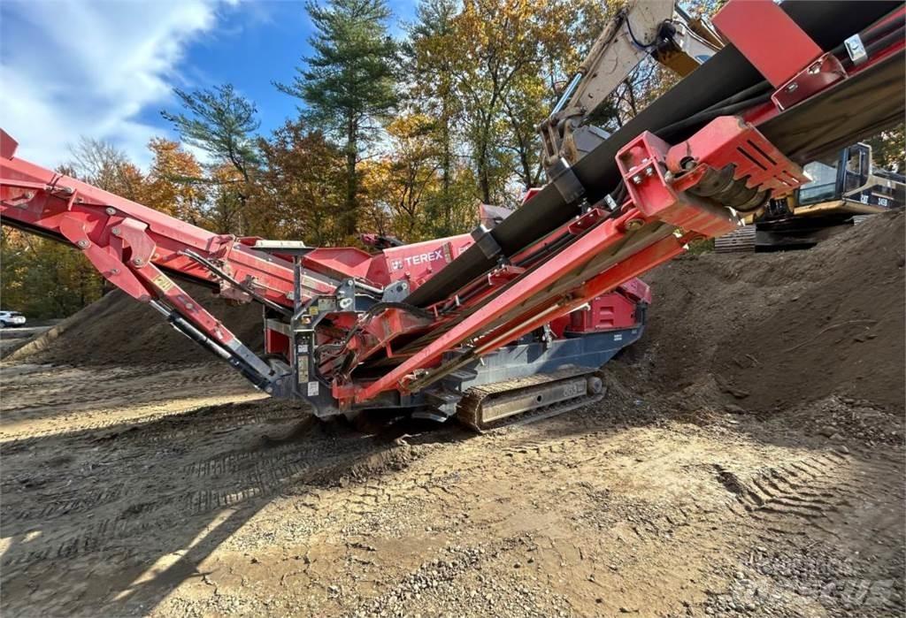 Terex 863 Screeners