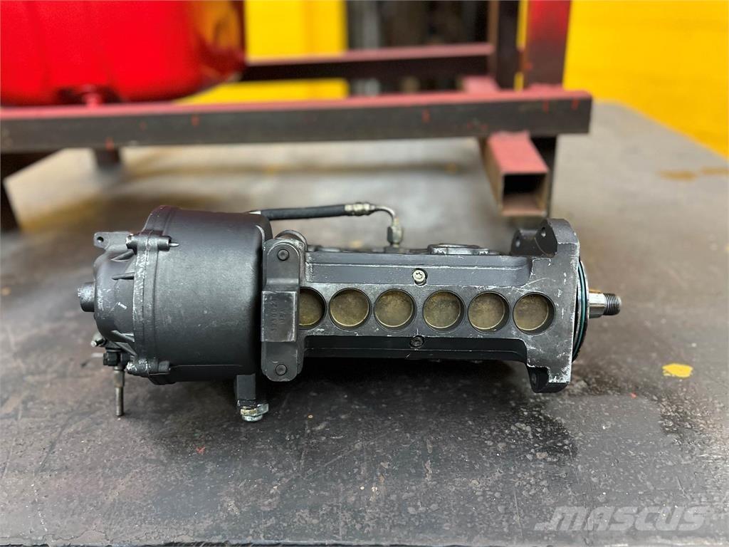  Unmarked Other components