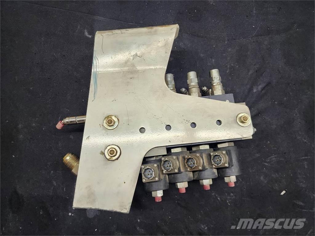  Unmarked Other components