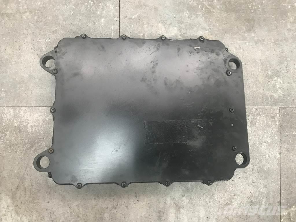  Unmarked Electronics