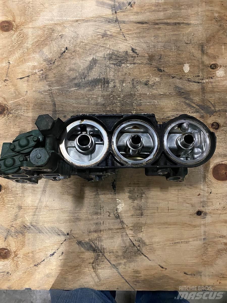Volvo  Engines