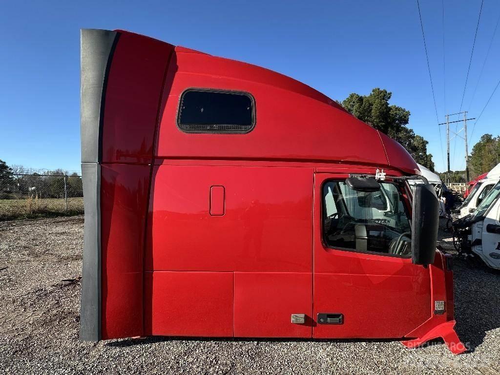 Volvo VNL Other components