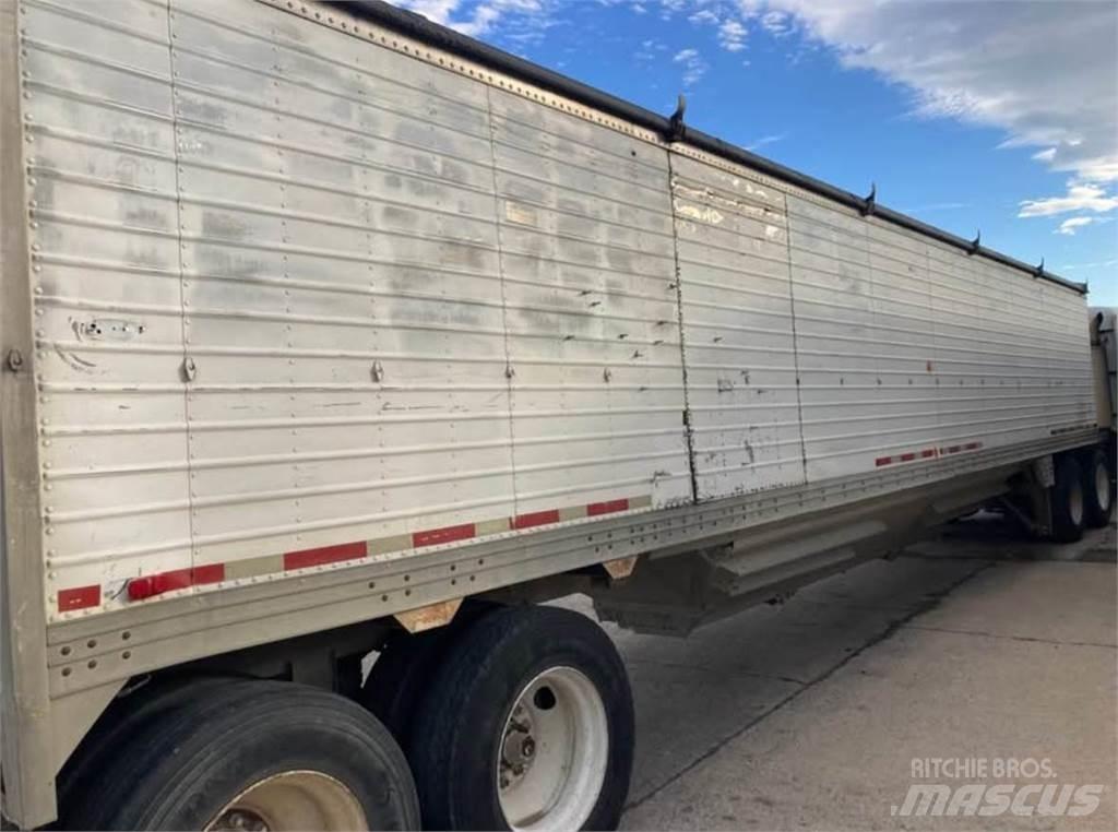 Wilson  Grain / Silage Trailers
