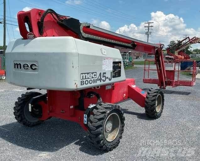 MEC 45J Used Personnel lifts and access elevators
