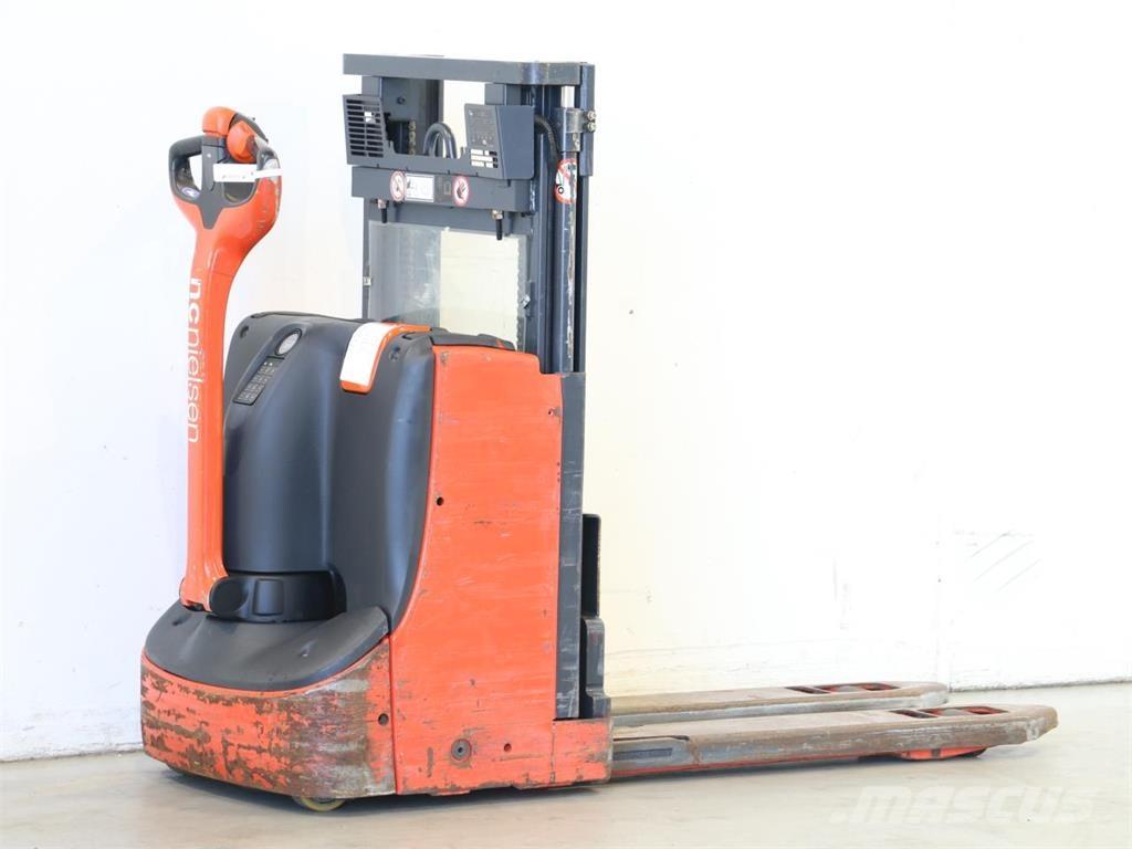 Linde D06/1160 Pedestrian stacker