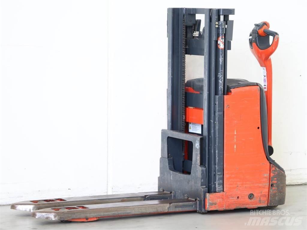 Linde D06/1160 Pedestrian stacker