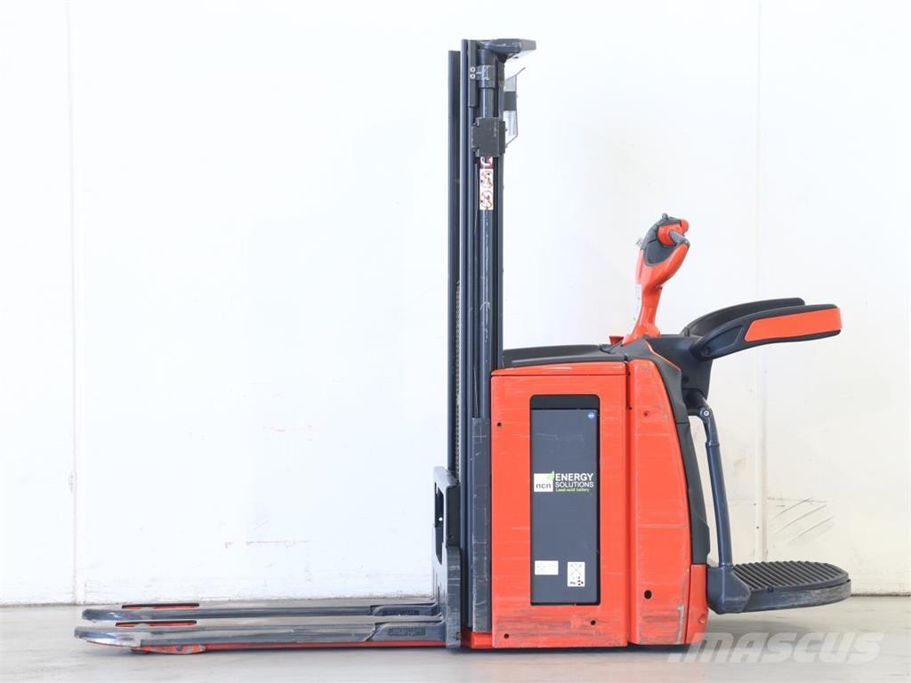Linde D12AP/1173-01 Pedestrian stacker
