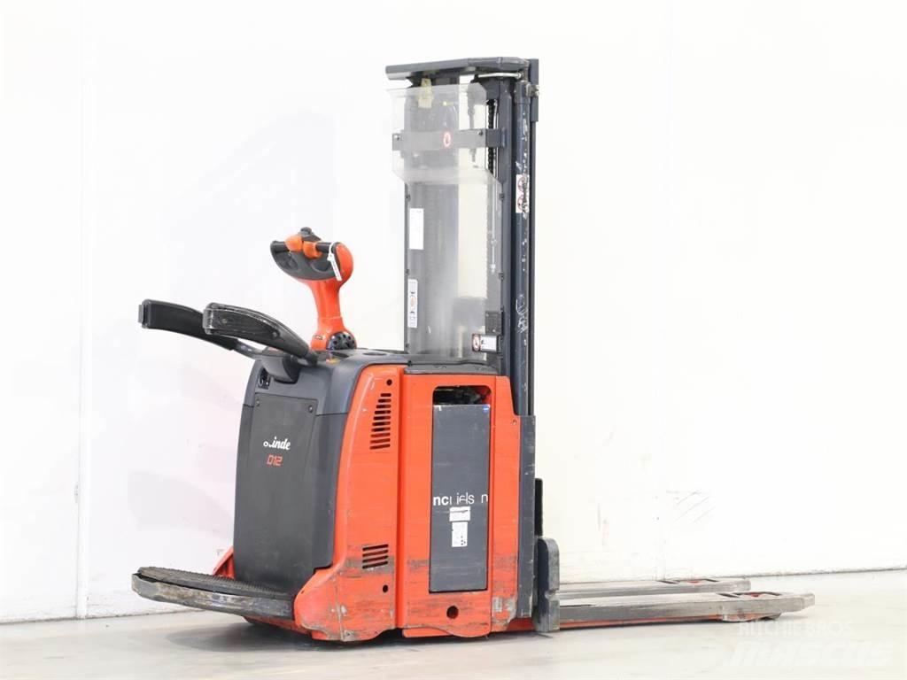 Linde D12AP/133 Pedestrian stacker